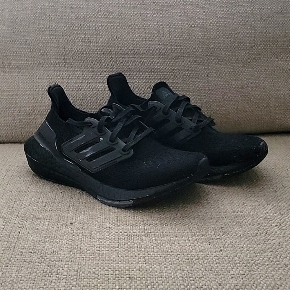 Adidas Ultra Boost 21